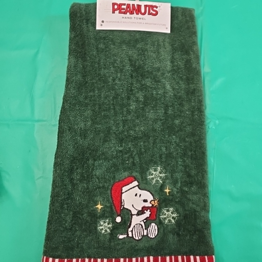 Peanuts Snoopy Christmas Green Hand Towel with Red Accents
